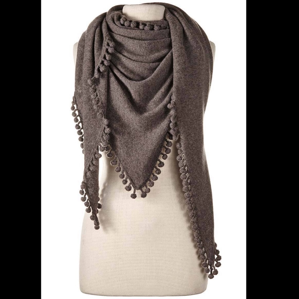 Captiva Cashmere shawl scarf Pom Pom in chocolate